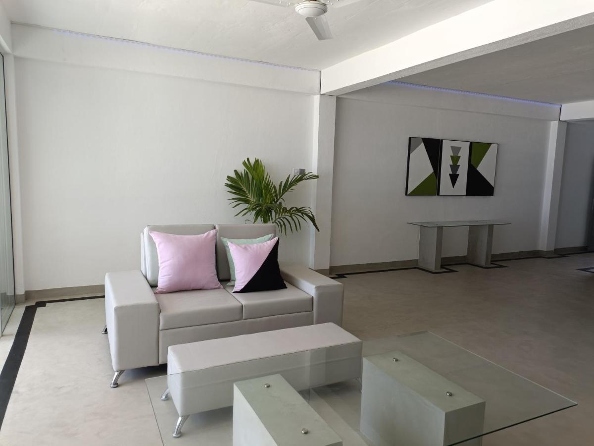 Josan Villa With A Glorious Beach And Sea View Habaraduwa Central Exterior foto