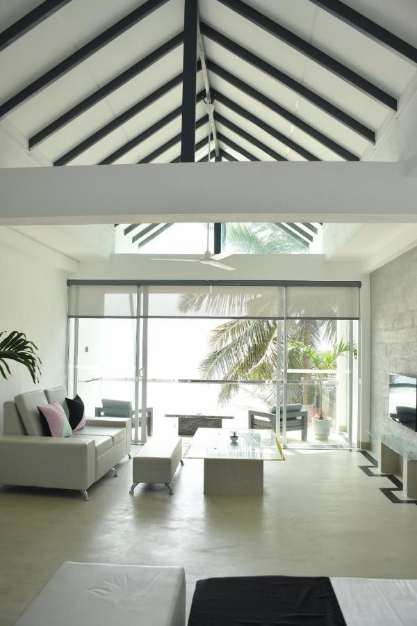 Josan Villa With A Glorious Beach And Sea View Habaraduwa Central Exterior foto