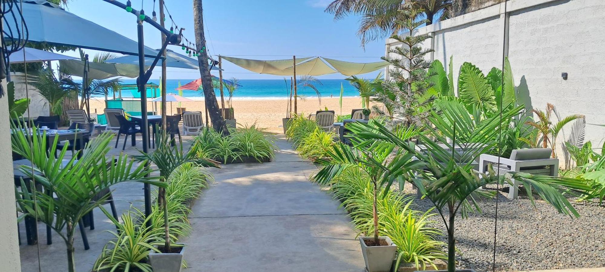 Josan Villa With A Glorious Beach And Sea View Habaraduwa Central Exterior foto